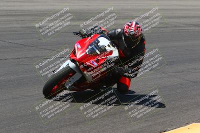 media/May-14-2022-SoCal Trackdays (Sat) [[7b6169074d]]/Bowl (1120am)/